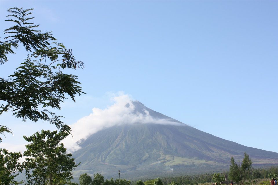 Mt.Mayon cloudy